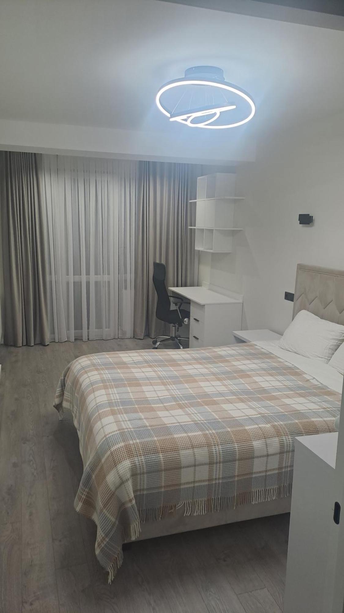 Аэропорт Апартаменты 24&24 Chisinau Luaran gambar