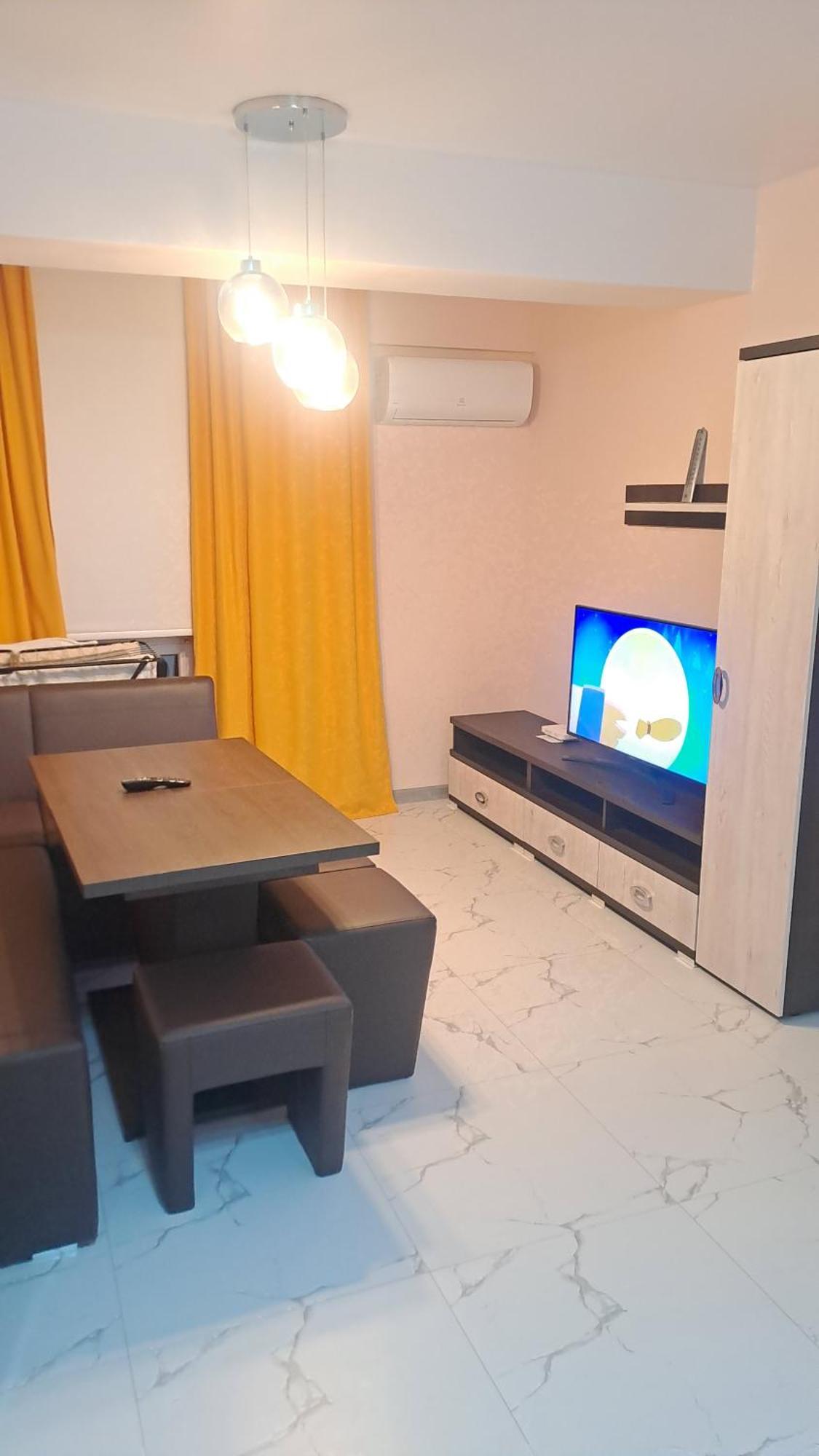 Аэропорт Апартаменты 24&24 Chisinau Bilik gambar